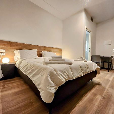 B&B Marconi 49 Болонья Экстерьер фото